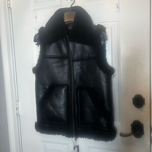 Coach reversible Shearling Fur black vest Sz M